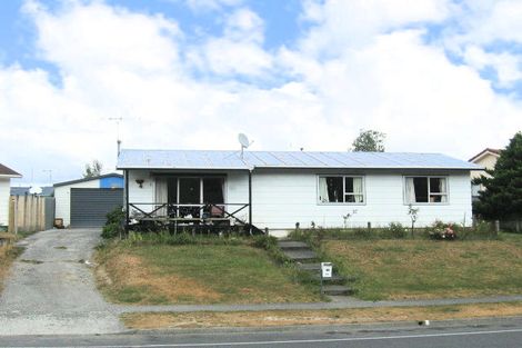 Photo of property in 86 Gemstone Drive, Birchville, Upper Hutt, 5018
