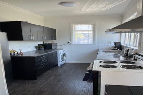 Photo of property in 8 Helen Street, Brooklyn, Wellington, 6021