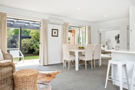 Photo of property in 77 Watford Street, Strowan, Christchurch, 8052