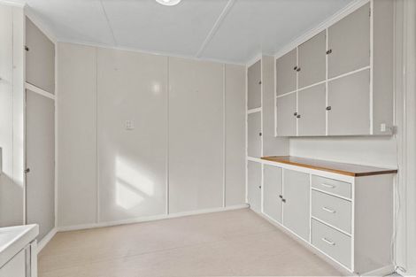 Photo of property in 18 Stamford Place, Lansdowne, Masterton, 5810