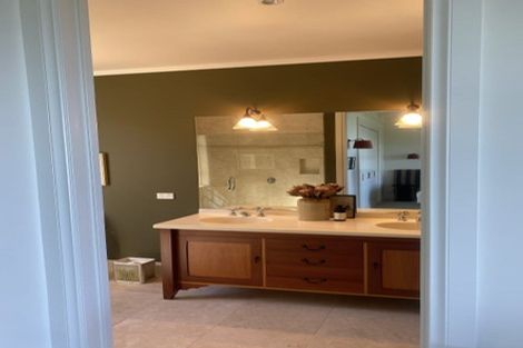 Photo of property in 389 Ocean Beach Road, Ocean Beach, Waimarama, 4294