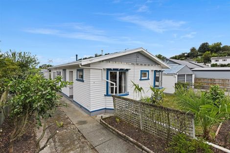 Photo of property in 17 Totara Street, Nelson South, Nelson, 7010