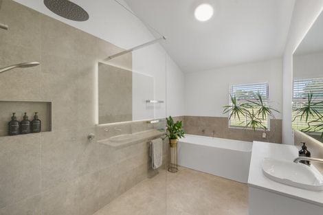 Photo of property in 59 Buchanan Street, Bay View, Napier, 4104