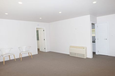 Photo of property in 45 Greenaway Road, Waikanae, 5036