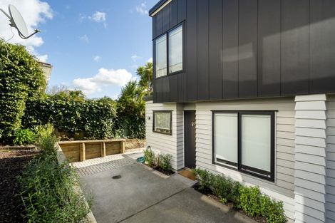 Photo of property in 5c Nea Place, Hillcrest, Auckland, 0627