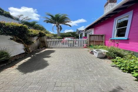 Photo of property in 32 Wairere Avenue, Mount Albert, Auckland, 1025
