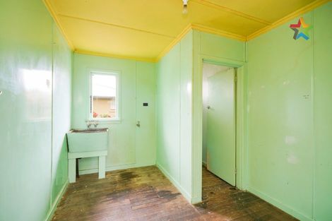 Photo of property in 48 Price Street, Grasmere, Invercargill, 9810