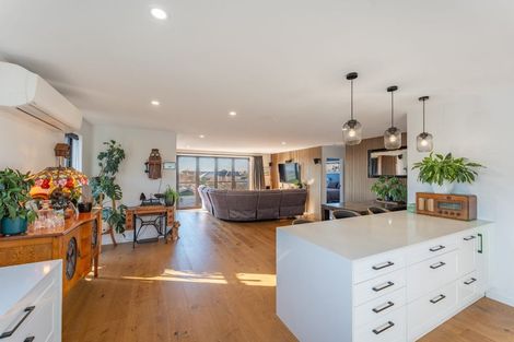 Photo of property in 6 Sea View Terrace, Seaview, Timaru, 7910