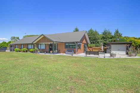 Photo of property in 59 Avenue North Road, Levin, 5510