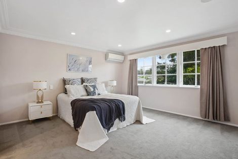 Photo of property in 32 Glenmore Road, Sunnyhills, Auckland, 2010