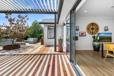 Photo of property in 45 Pohutukawa Parade, Riverhead, 0820