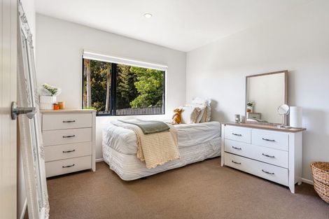 Photo of property in 589f East Coast Road, Browns Bay, Auckland, 0632