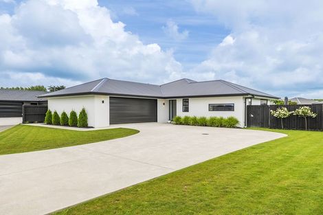 Photo of property in 12 Lunn Crescent, Leeston, 7632