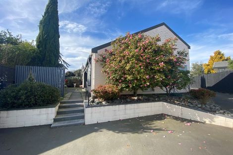 Photo of property in 1/23 Woodstock Place, Russley, Christchurch, 8042