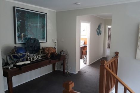 Photo of property in 24 Heaton Grove, Chatswood, Auckland, 0626