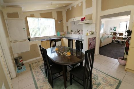 Photo of property in 12 Easton Street, Foxton, 4814