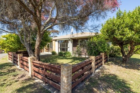 Photo of property in 1/2 Bill Ashcroft Grove, Havelock North, 4130