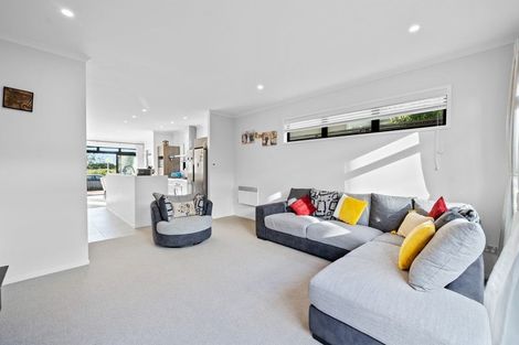 Photo of property in 6a Nohoanga Road, Karaka, Papakura, 2113