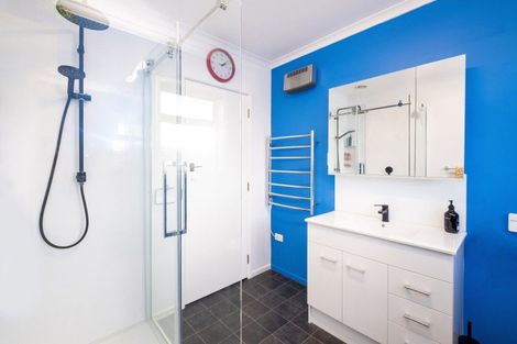 Photo of property in 302b King Street South, Hastings, 4122