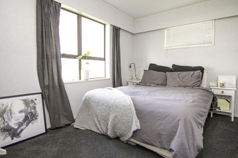 Photo of property in 1 Dove Place, Westbrook, Palmerston North, 4412