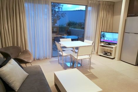 Photo of property in Shoal Haven Apartments, 106c/130 Anzac Street, Takapuna, Auckland, 0622