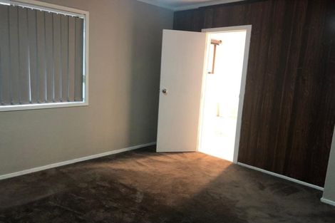 Photo of property in 6 Suwyn Place, Weymouth, Auckland, 2103