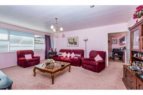 Photo of property in 13 Dunstall Place, Mangere Bridge, Auckland, 2022