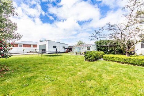 Photo of property in 39 Eglinton Street, Winton, 9720