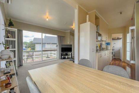 Photo of property in 5 Oxford Street, Tirau, 3410