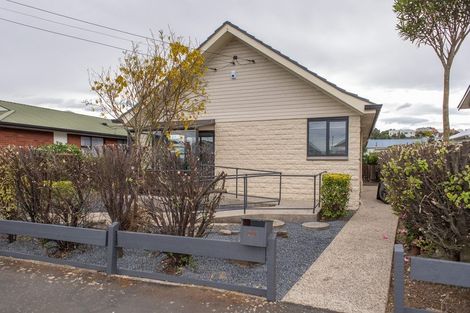 Photo of property in 15a Ravelston Street, Saint Kilda, Dunedin, 9012