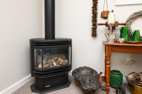 Photo of property in 41 Hammond Street, Bulls, 4818