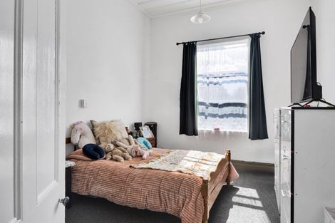 Photo of property in 176 Glover Road, Hawera, 4610