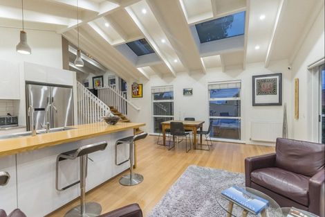 Photo of property in 2 Ludlam Street, Seatoun, Wellington, 6022