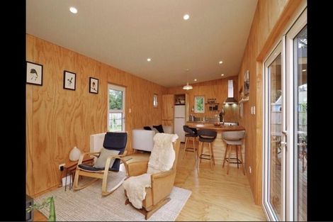 Photo of property in 5 Cross Street, Coalgate, 7673