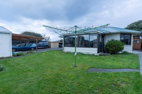 Photo of property in 7 Tenby Place, Avondale, Christchurch, 8061