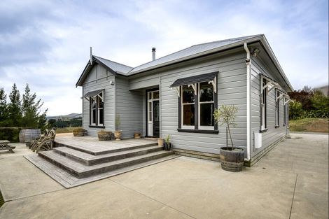 Photo of property in 972 Kahuranaki Road, Kahuranaki, Havelock North, 4295