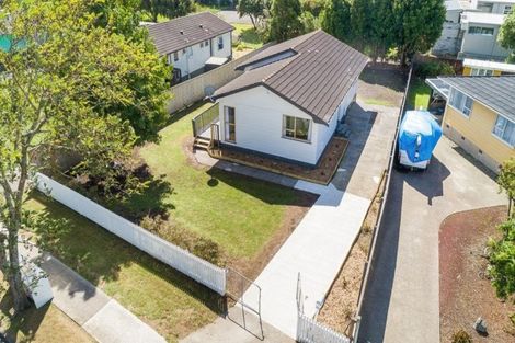 Photo of property in 72 Boundary Road, Clover Park, Auckland, 2019