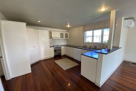 Photo of property in 4a Blackett Crescent, Meadowbank, Auckland, 1072