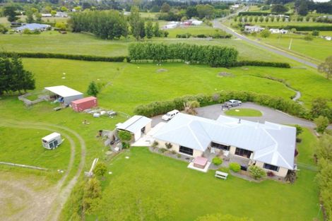 Photo of property in 75 Adelaide Road, Dannevirke, 4978