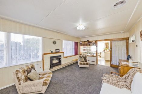 Photo of property in 90 Lethbridge Street, Feilding, 4702