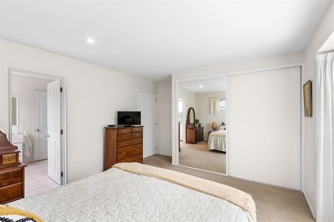 Photo of property in 531a Harewood Road, Harewood, Christchurch, 8051