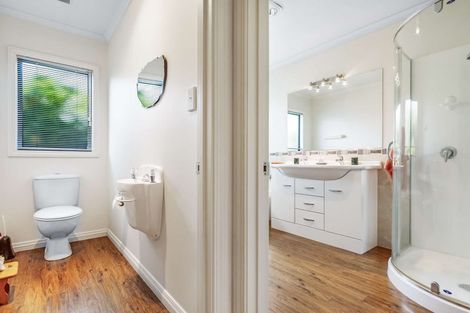 Photo of property in 15 Norfolk Drive, Cambridge, 3434