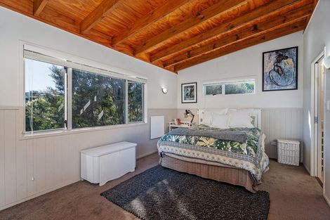 Photo of property in 10 Rabbit Way, Whitianga, 3510