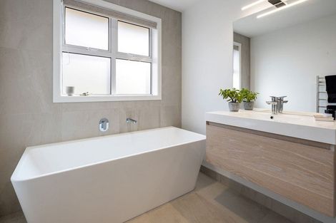 Photo of property in 85 Alan Livingston Drive, Cambridge, 3434