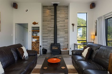 Photo of property in 615 Port Underwood Road, Whatamango Bay, Picton, 7281