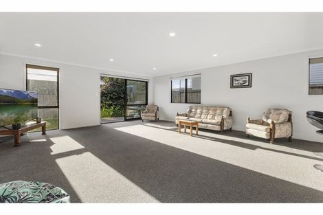 Photo of property in 5 Himalayan Close, Judea, Tauranga, 3110
