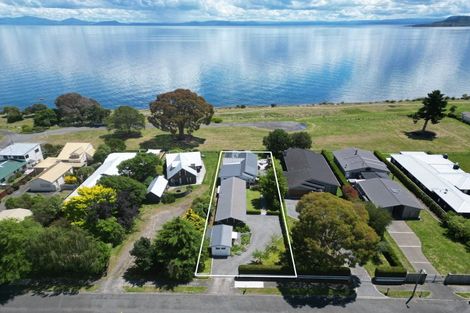 Photo of property in 24 Mahuta Road, Waitahanui, Taupo, 3378