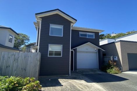 Photo of property in 10 Cresswell Place, Johnsonville, Wellington, 6037