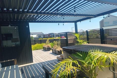 Photo of property in 1 Chrysler Street, Papamoa, 3118