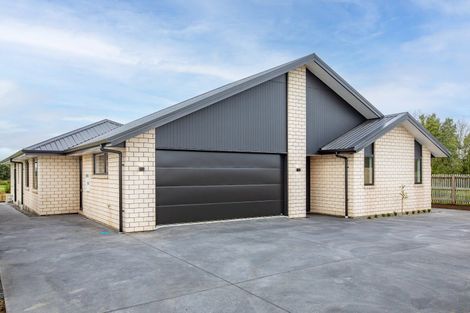 Photo of property in 19b Silverwood Lane, Leamington, Cambridge, 3495